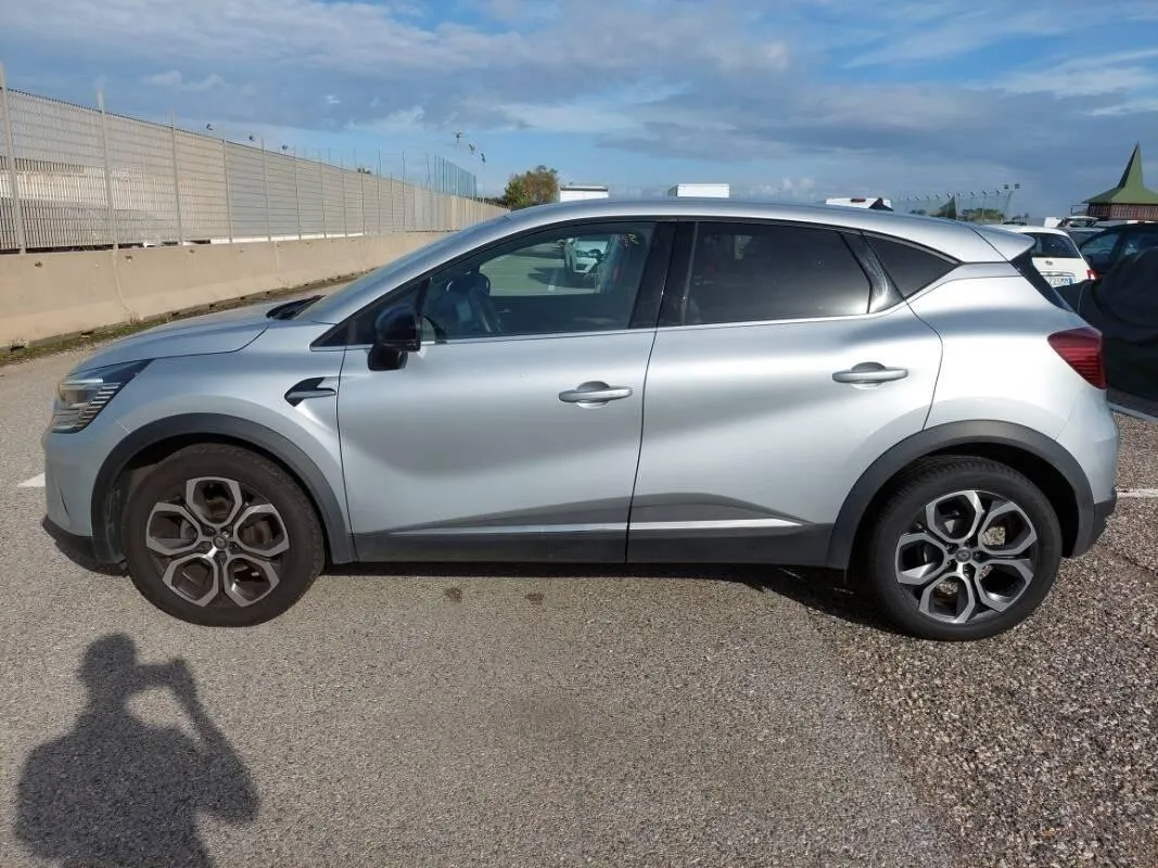 RENAULT Captur TCe 12V 90 CV Intens Image 2